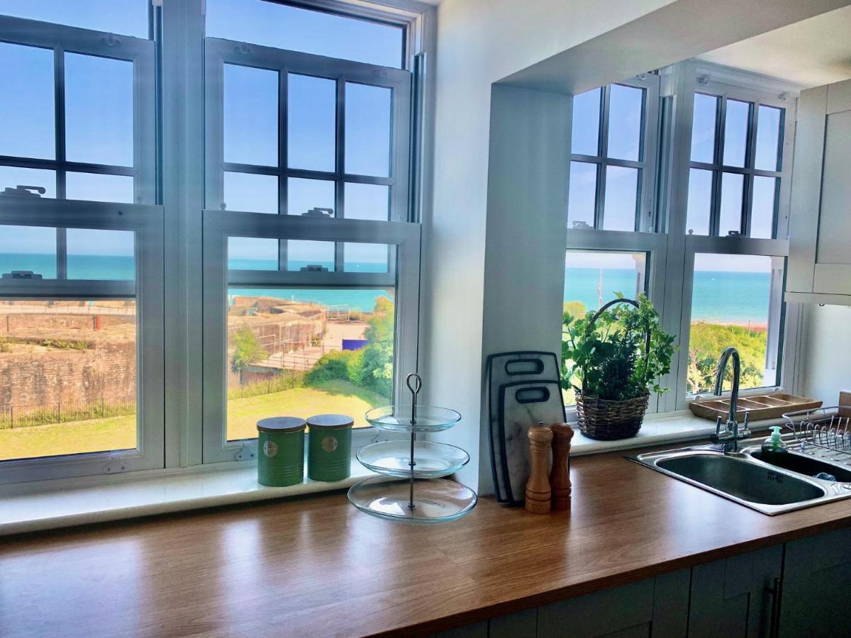 Skyview Eastbourne 24 Leilighet Eksteriør bilde