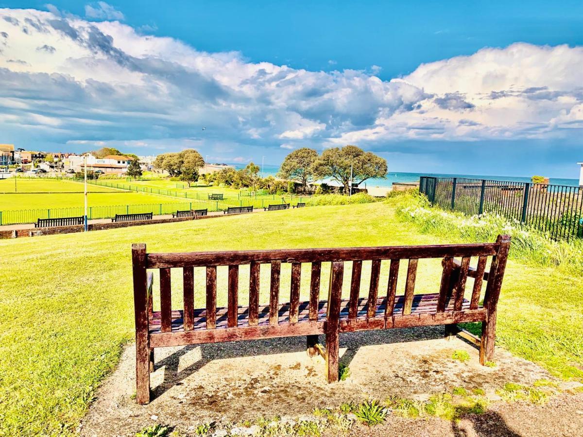 Skyview Eastbourne 24 Leilighet Eksteriør bilde
